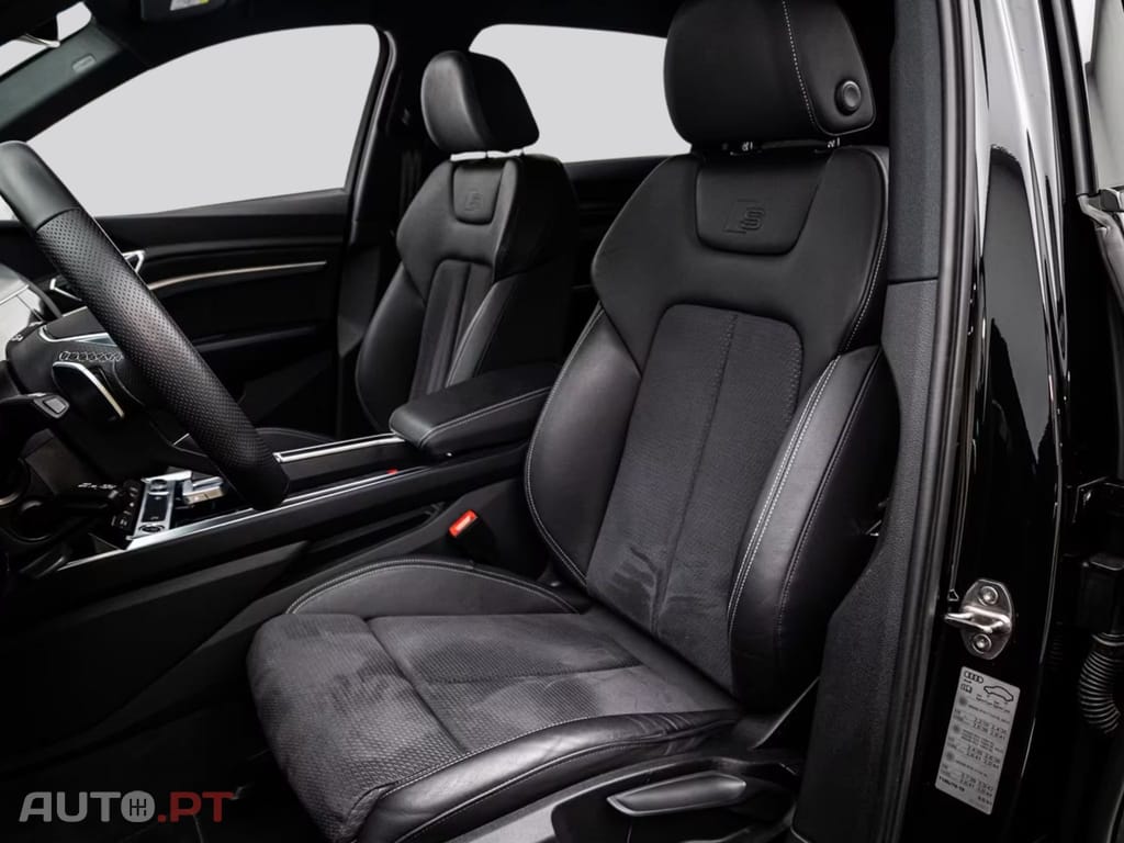 Audi E-Tron I.V.A DEDUTIVEL 55 Q S LINE ALL-BLACK
