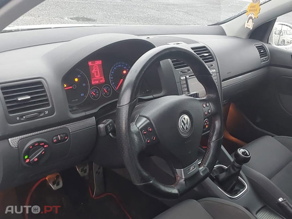 Volkswagen Golf 2.0 TDI R 170 cv