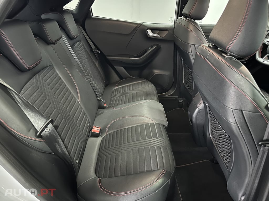 Ford Puma 1.0 EcoBoost MHEV ST-Line