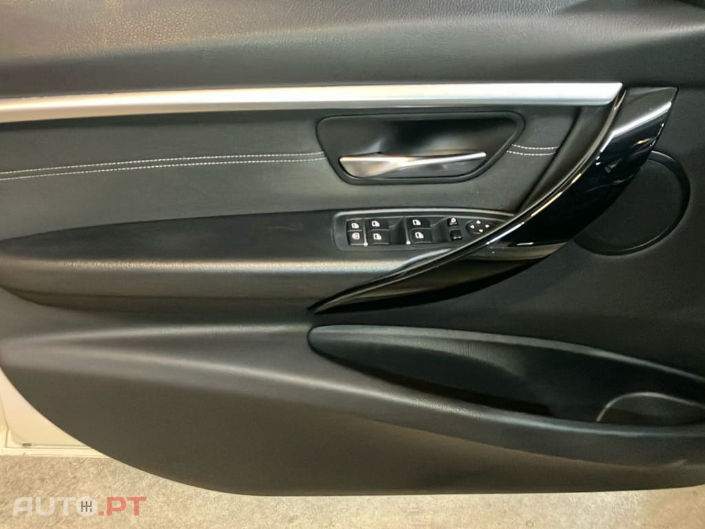 BMW 330 E iPerformance Line Sport