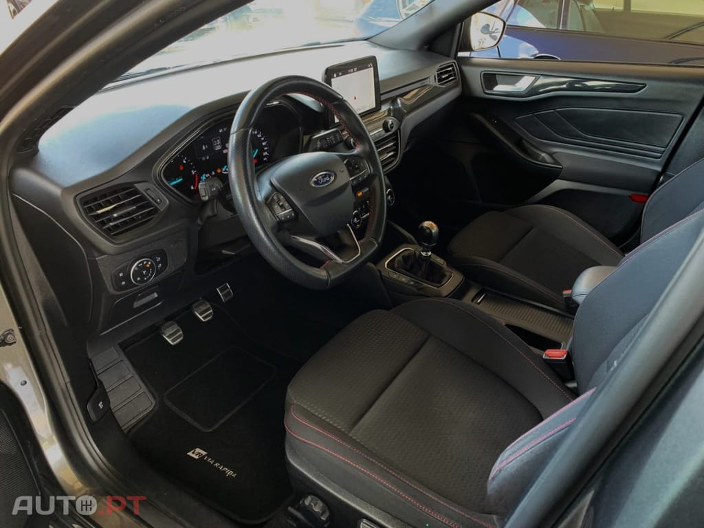 Ford Focus 1.5 TDCi EcoBlue ST-Line