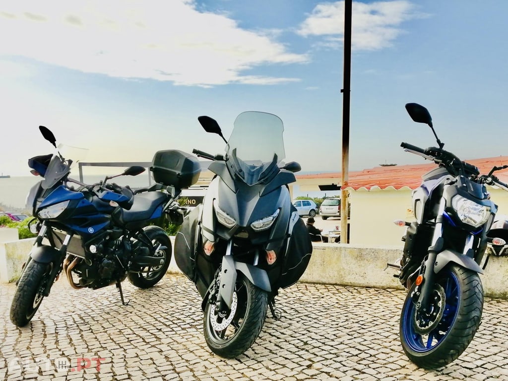 Yamaha X-Max 300