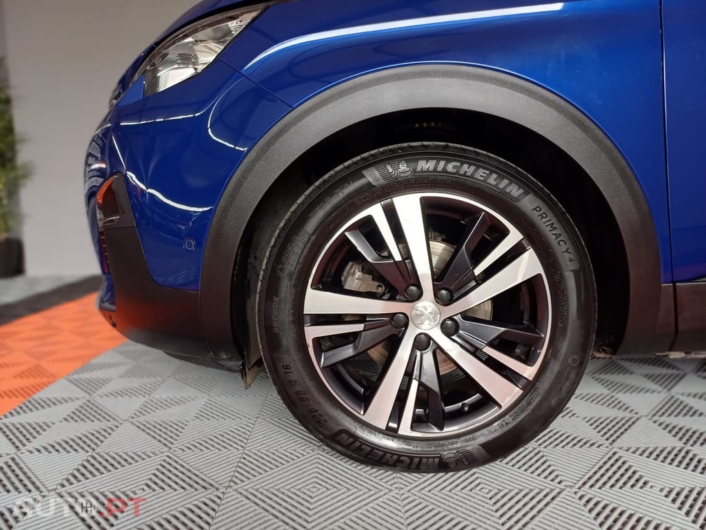 Peugeot 3008 1.5 BlueHDi Allure EAT8