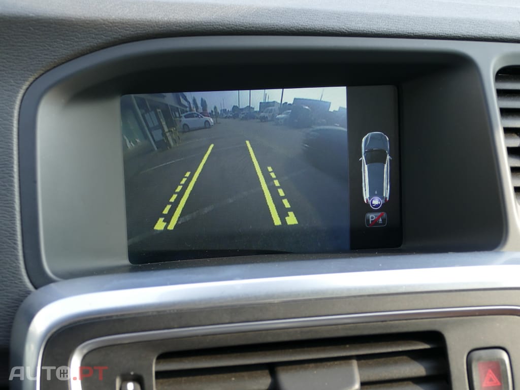 Volvo V60 2.4 D6 Summum AWD Phev