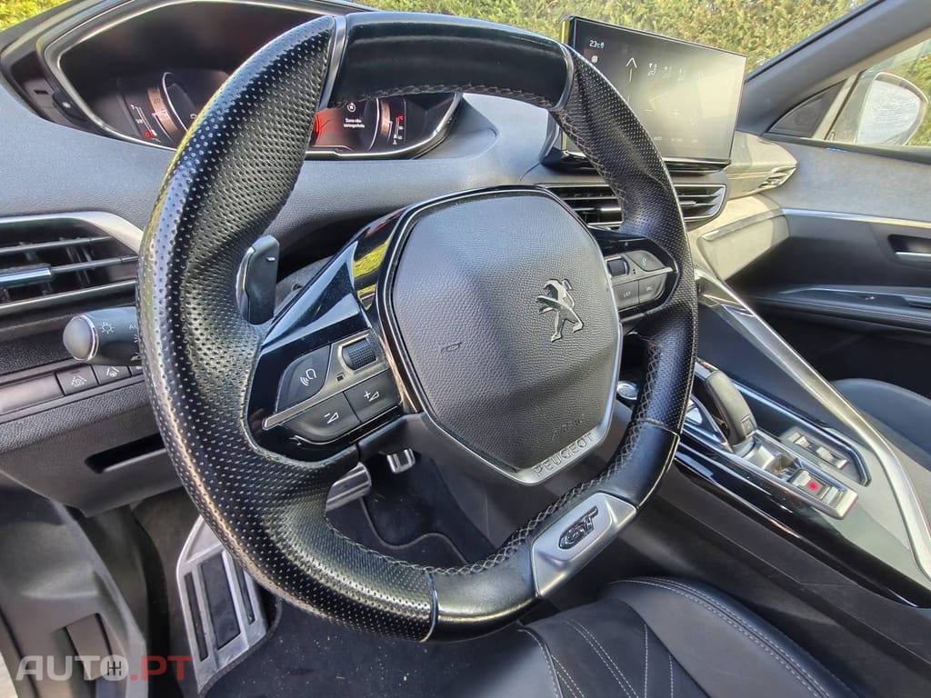 Peugeot 5008 1.5 BlueHDi GT EAT8