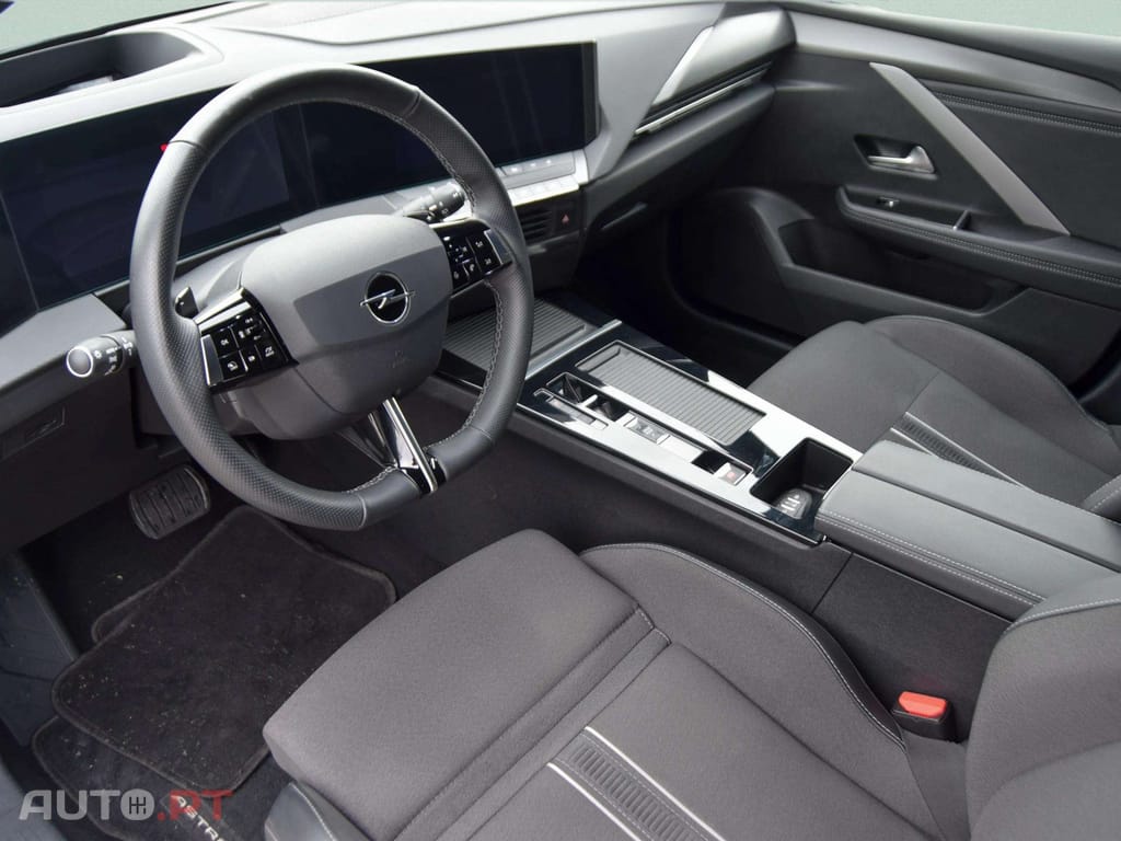 Opel Astra 1.2 T GS Aut.