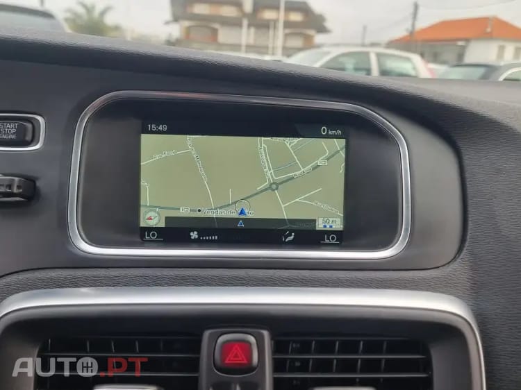 Volvo V40 2.0 D2 R-Design