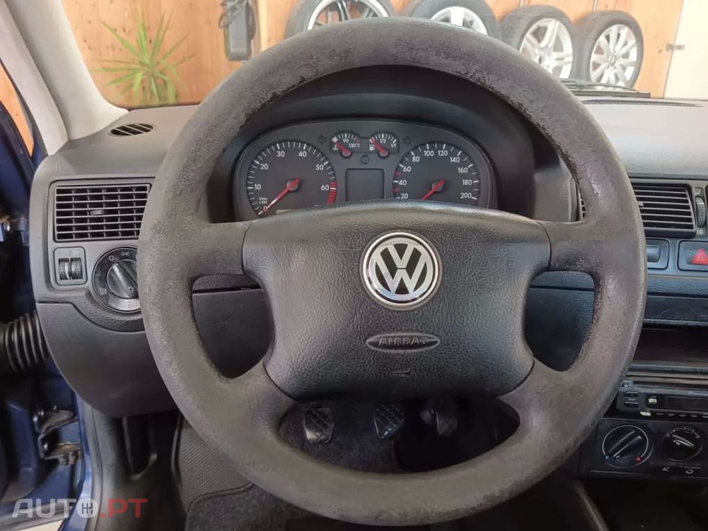 Volkswagen Golf 1.4i Confortline AC