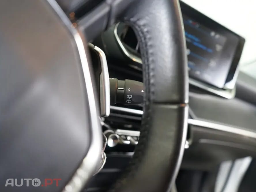 Peugeot 2008 1.2 PureTech Active Pack EAT8