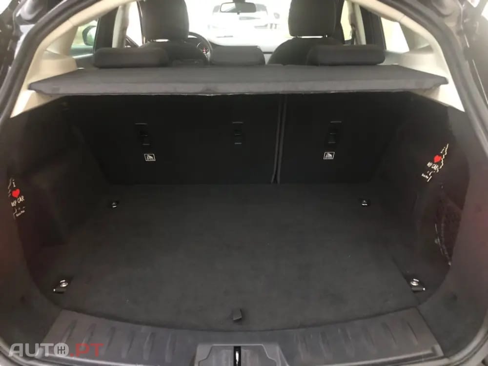 Jaguar E-Pace 2.0 i4D S