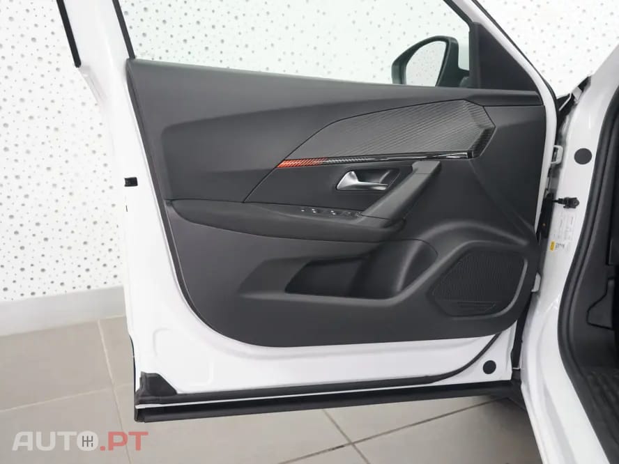 Peugeot 2008 1.2 PureTech Active
