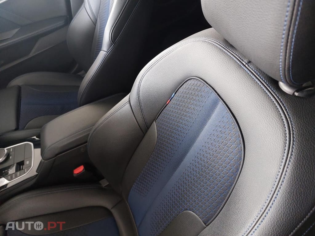 BMW 216 d Pack Desportivo M