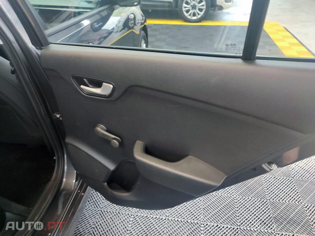 Kia Rio Dynamic line