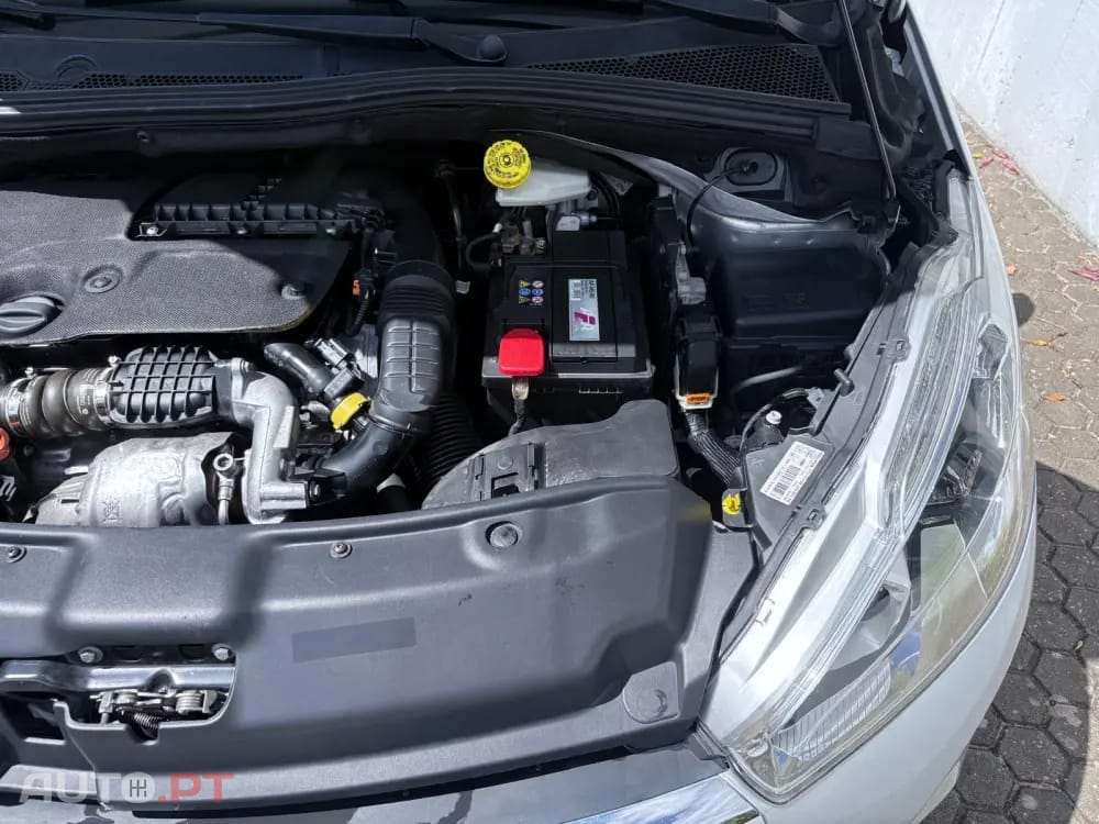Peugeot 208 1.6 BlueHDi Style