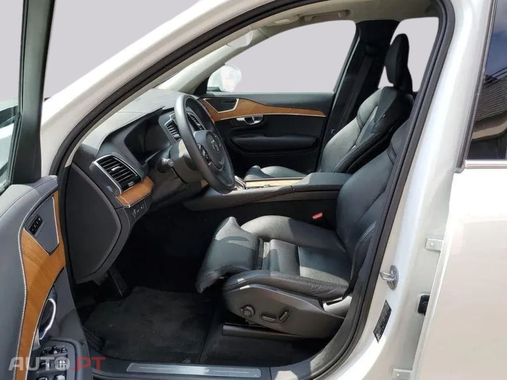 Volvo XC90 I.V.A DEDUTÍVEL T8 AWD