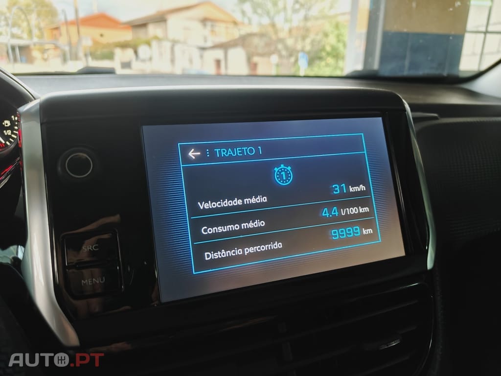 Peugeot 2008 1.5 BlueHDi Style