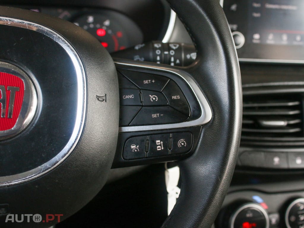 Fiat Tipo 1.3 M-Jet Lounge Tech