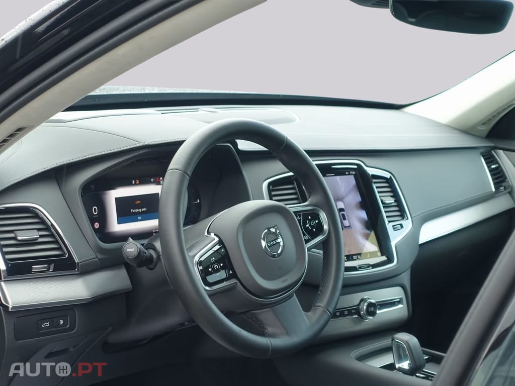 Volvo XC40 I.V.A DEDUTIVEL T8 AWD