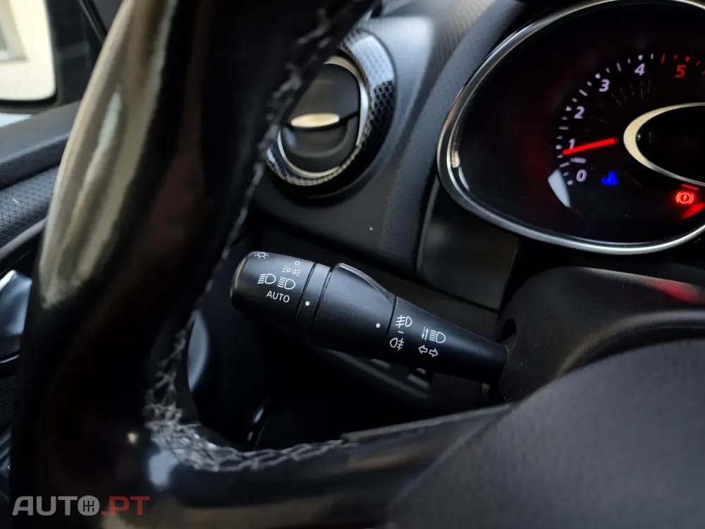 Renault Clio Sport Tourer (Energy) dCi 90 EDC Bose Edition