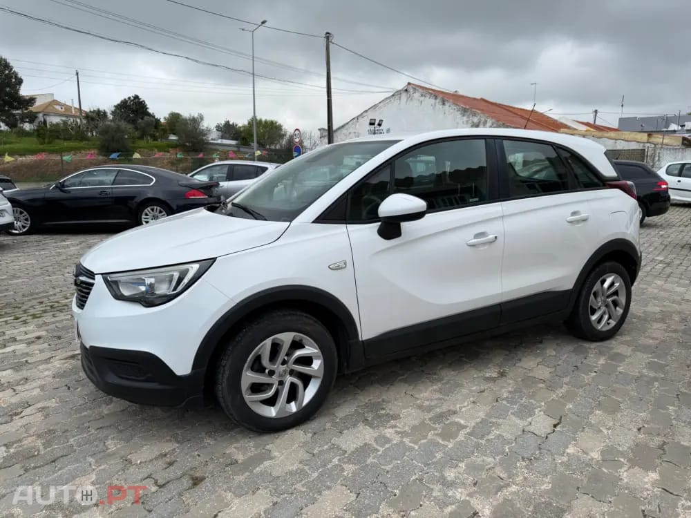 Opel Crossland Outro