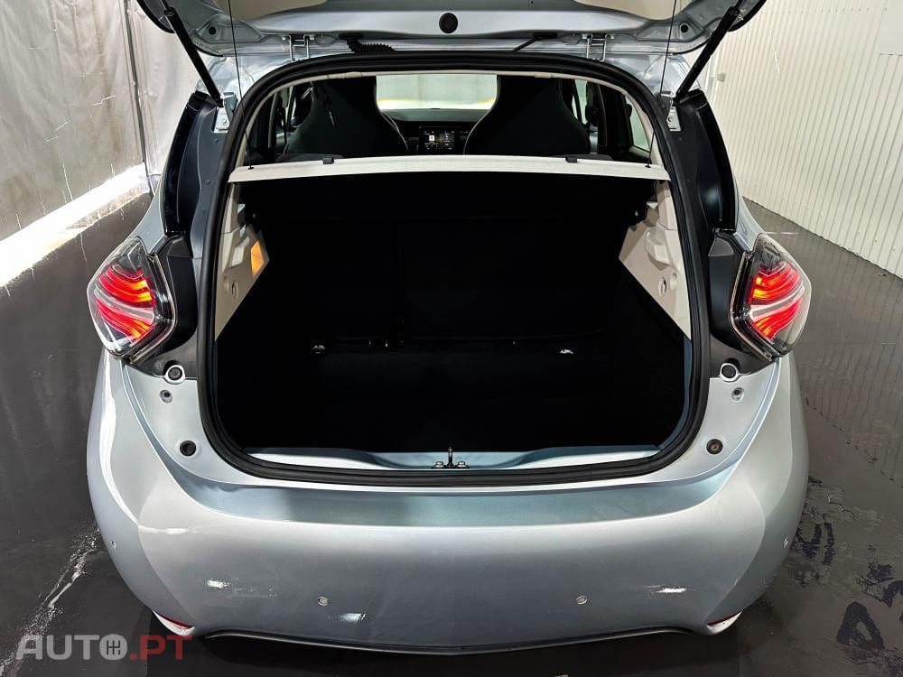Renault Zoe Outro