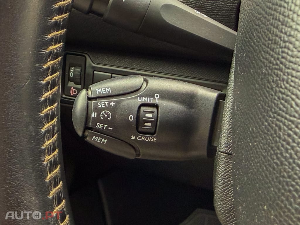 Peugeot 308 1.5 BlueHDi Business Line