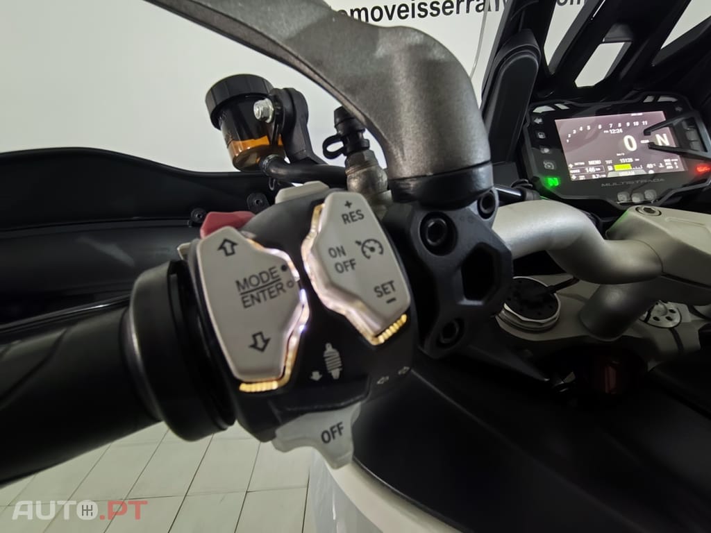 Ducati Multistrada 950 S  GP White