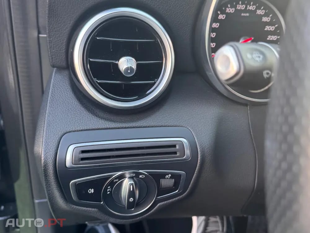 Mercedes-Benz C 300 de AMG Line