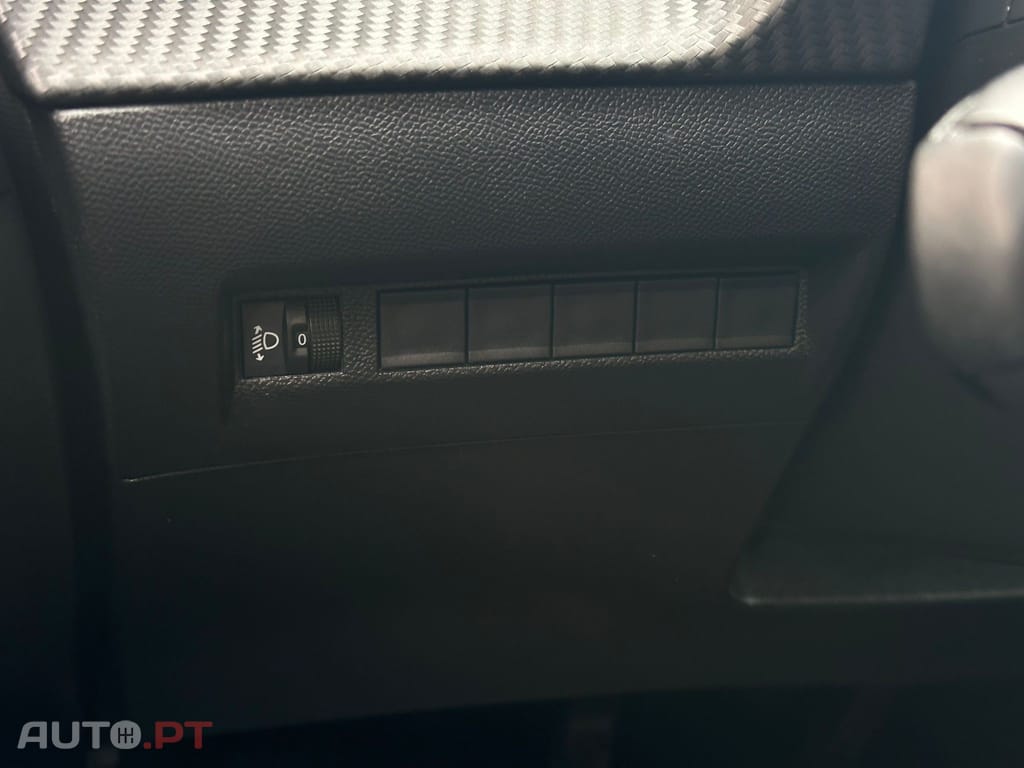 Peugeot 208 1.2 PureTech Allure Pack