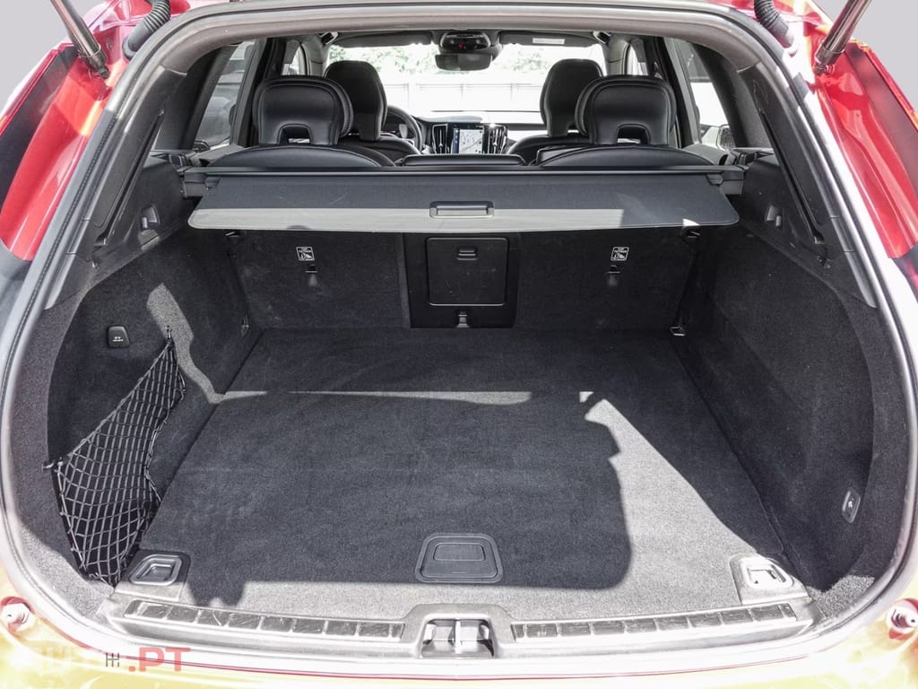 Volvo XC60 T8 I.V.A DEDUTIVEL