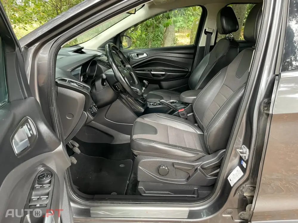 Ford Kuga 2.0 TDCi Titanium