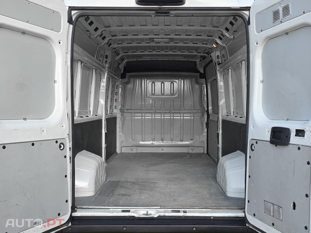 Citroen Jumper 35 L3H2 BlueHDi S&S Driver