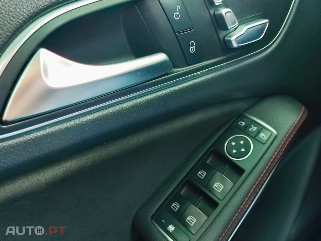 Mercedes-Benz A 45 AMG AMG 4Matic Speedshift 7G-DCT