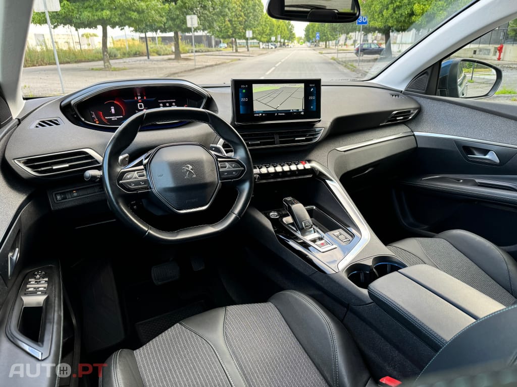 Peugeot 3008 1.5 BlueHDi Allure Pack EAT8