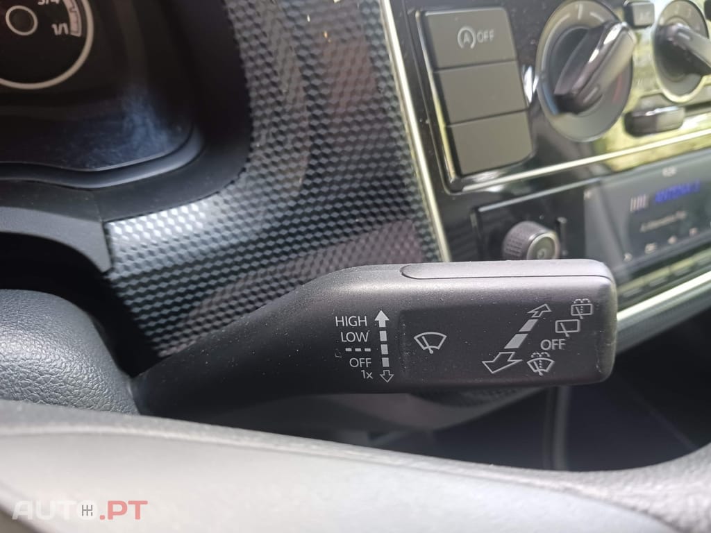 Volkswagen Up! 1.0 BMT Move Auto