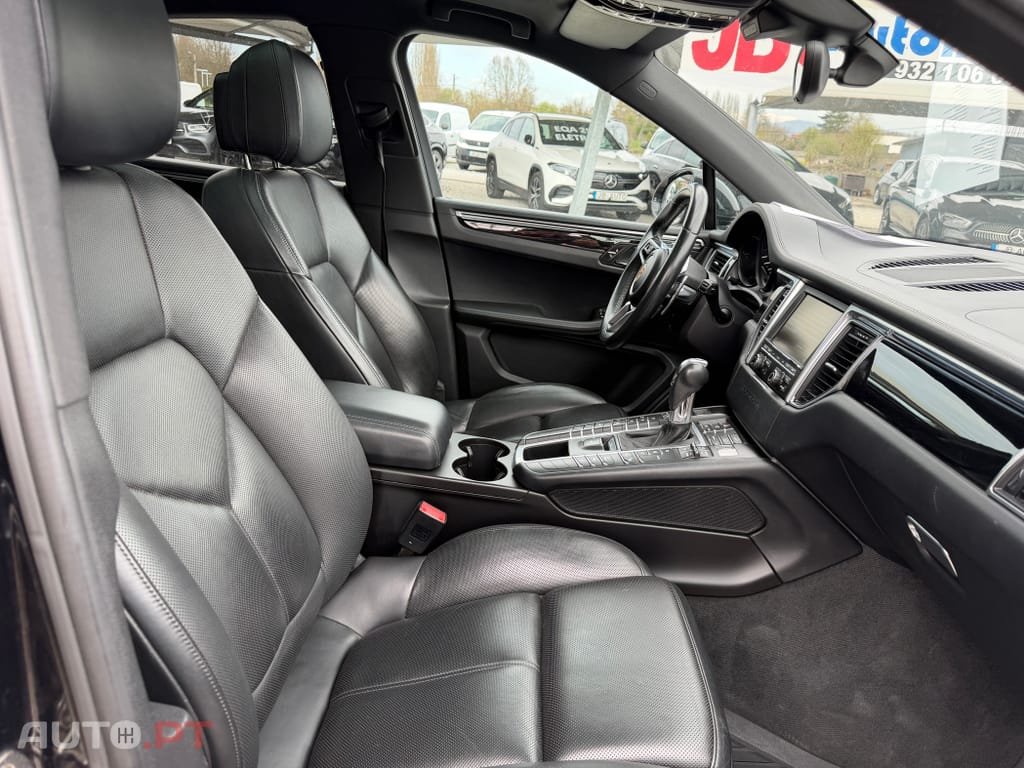Porsche Macan S