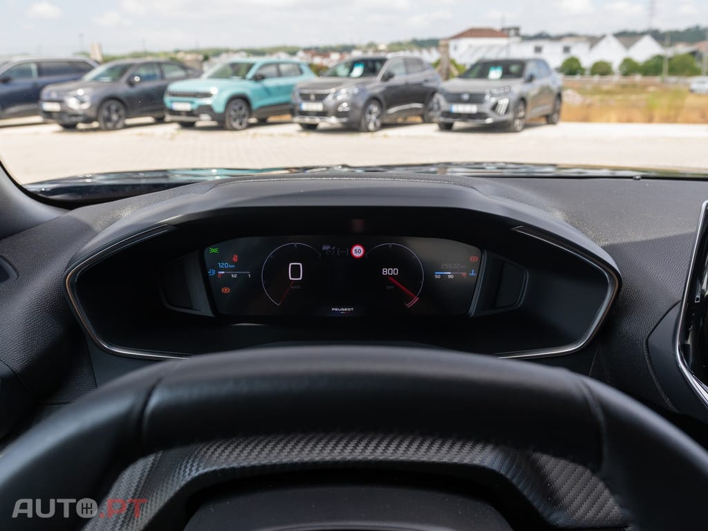Peugeot 2008 1.2 PureTech Allure