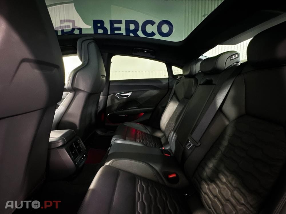 Audi E-Tron GT quattro