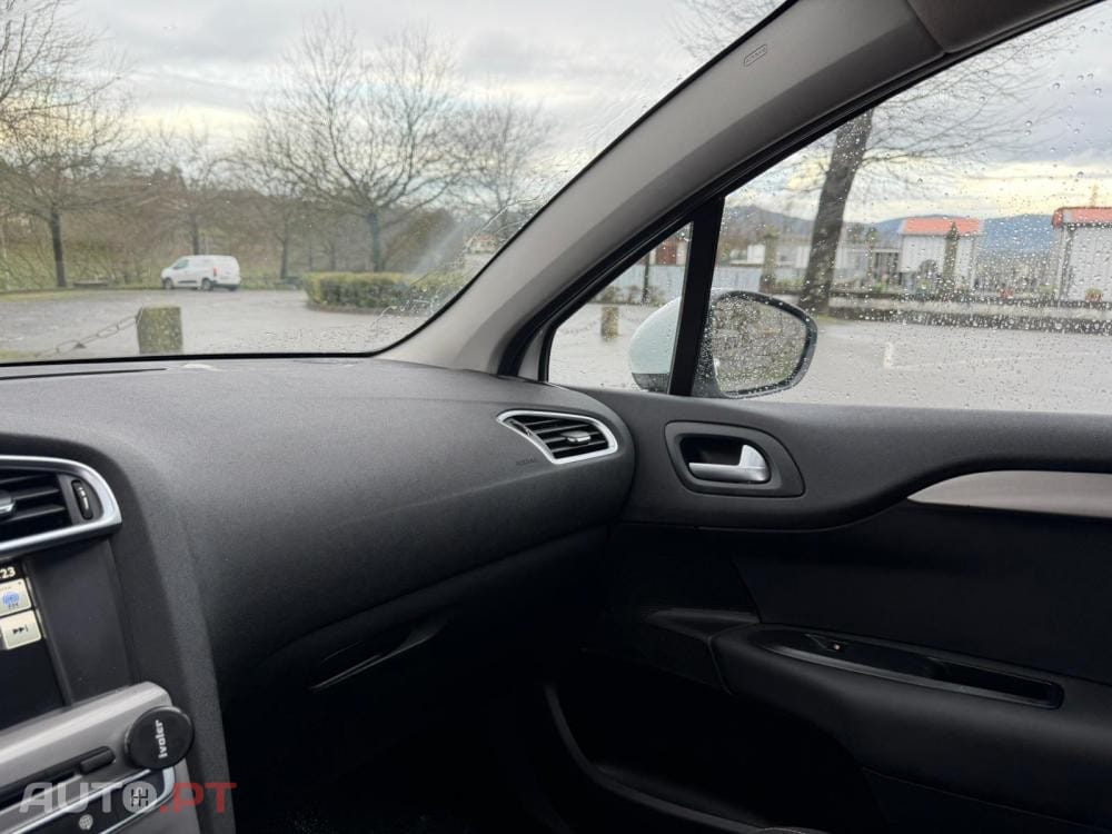 Citroën C4 1.6 BlueHDi Feel Edtion — fotografia 16