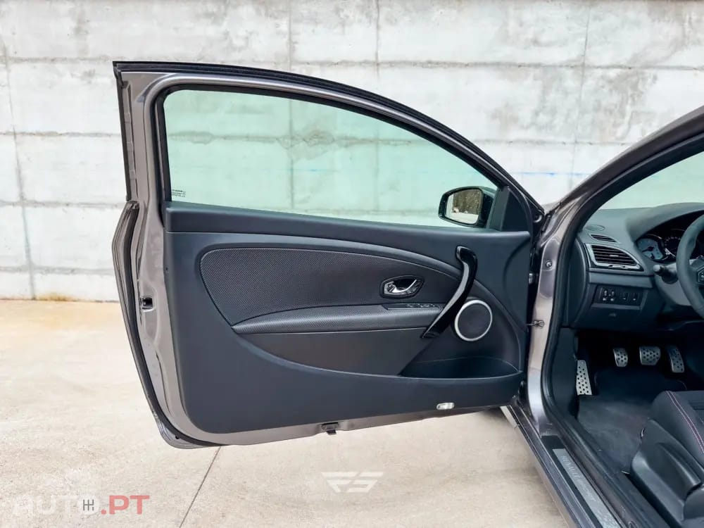 Renault Mégane Coupe 2.0 T RS