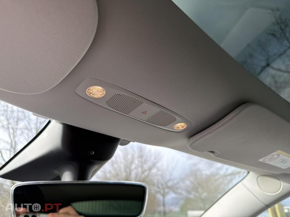 Tesla Model Y Long Range Dual Motor AWD