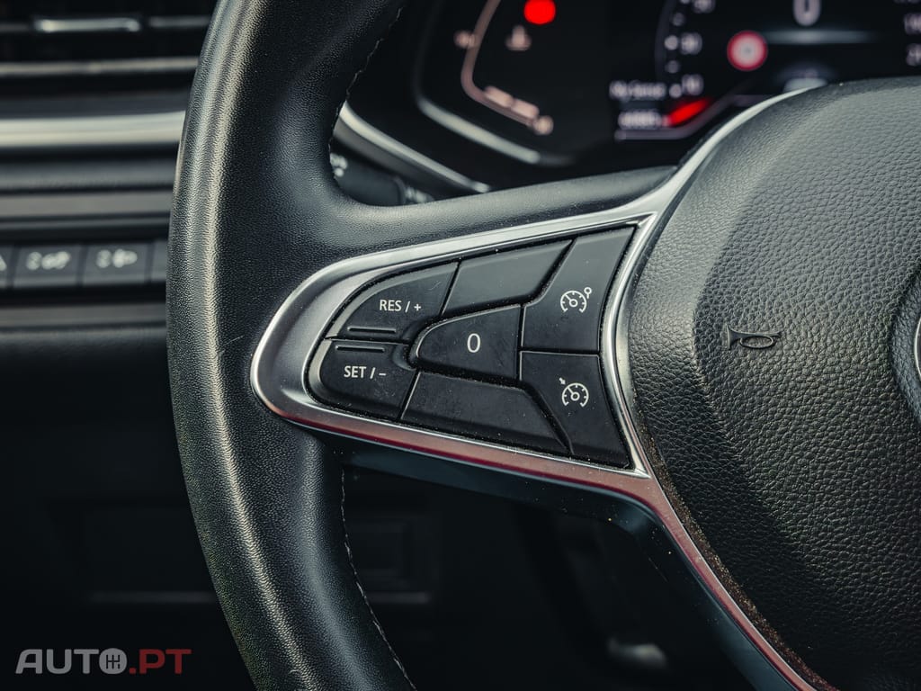 Renault Captur 1.0 TCe Intes