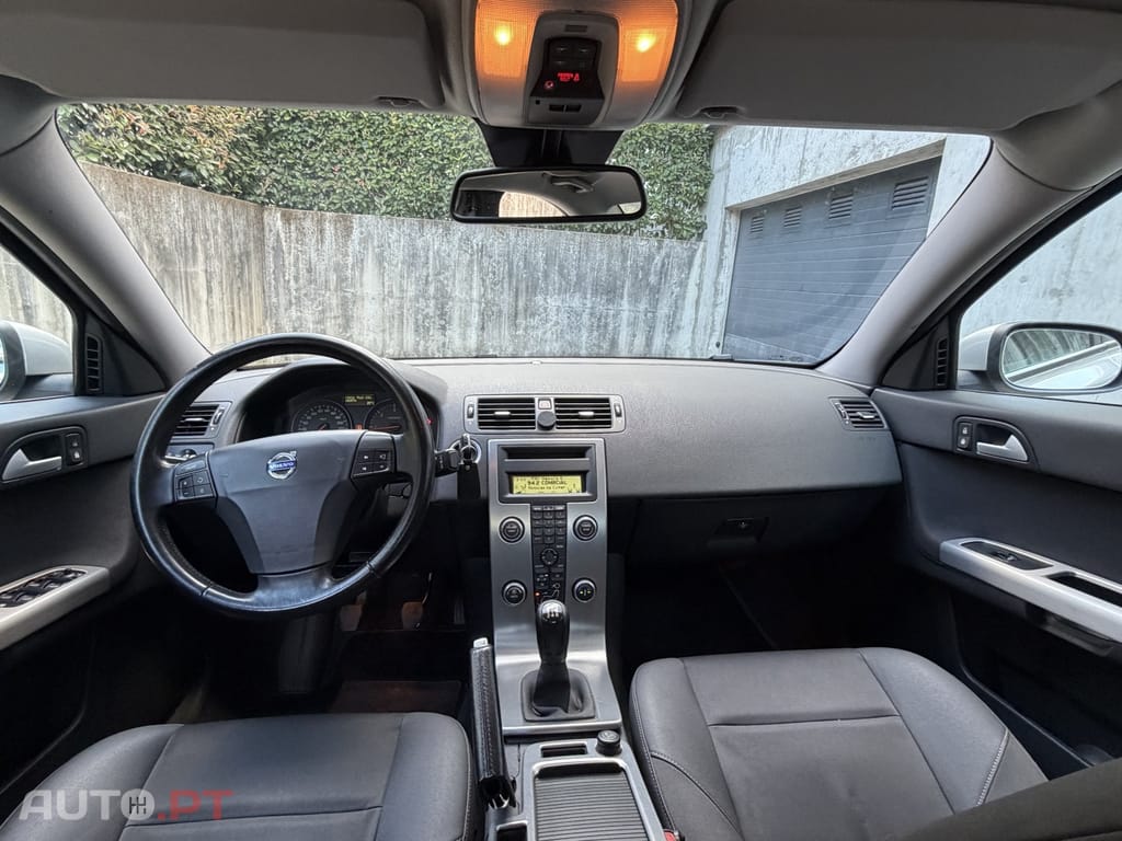 Volvo S40 1.6 D Momentum