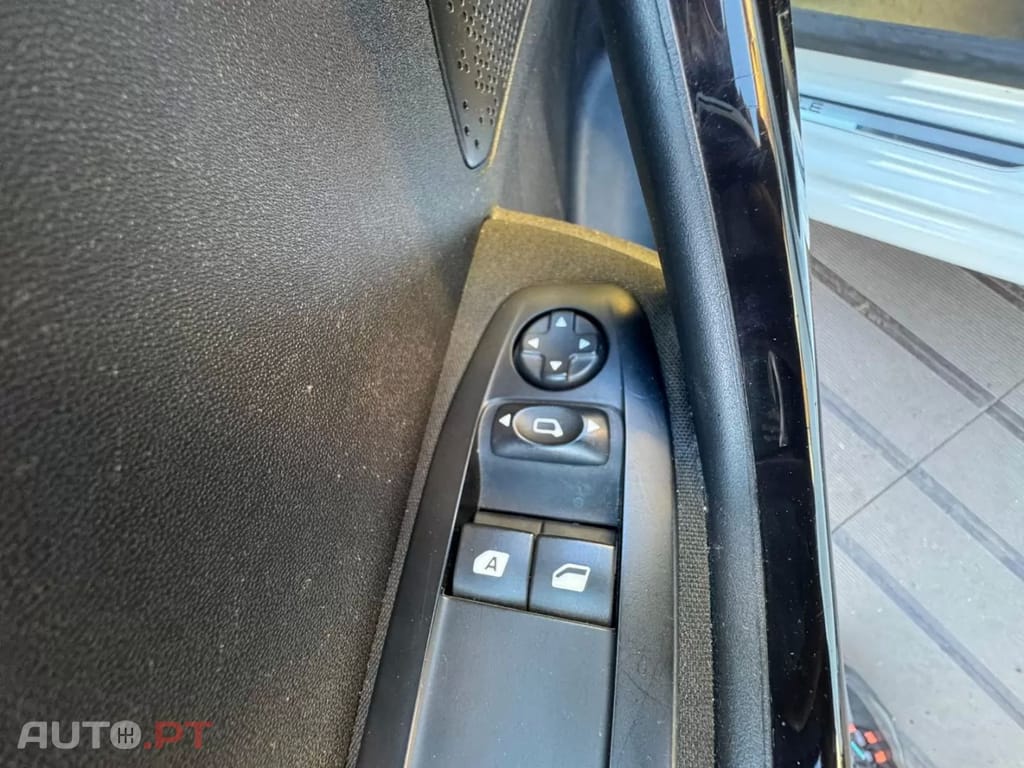 Peugeot 208 1.2 PureTech Style