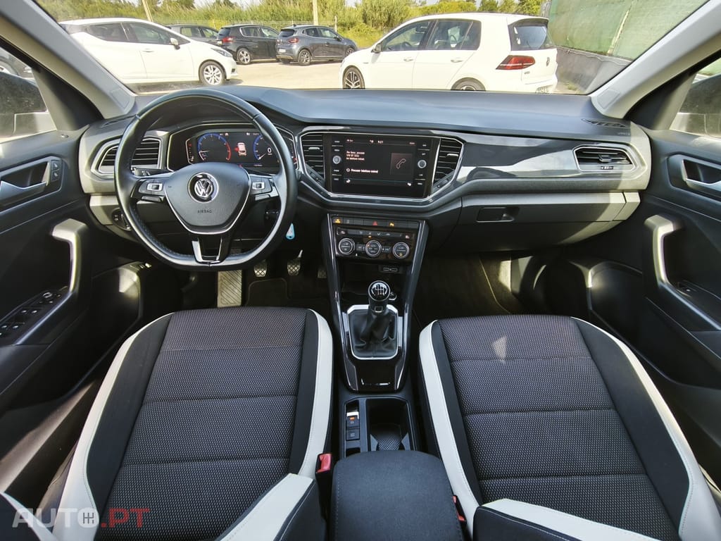 Volkswagen T-Roc 1.5 TSI Sport