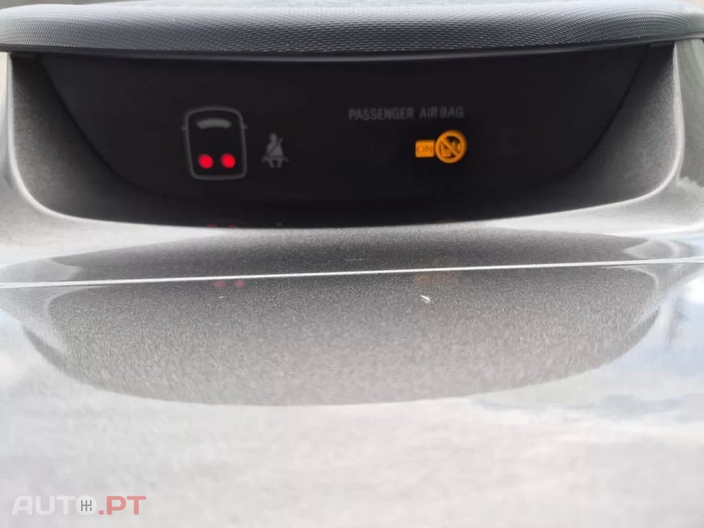 Toyota iQ 1.0 VVT-i Essential+AC