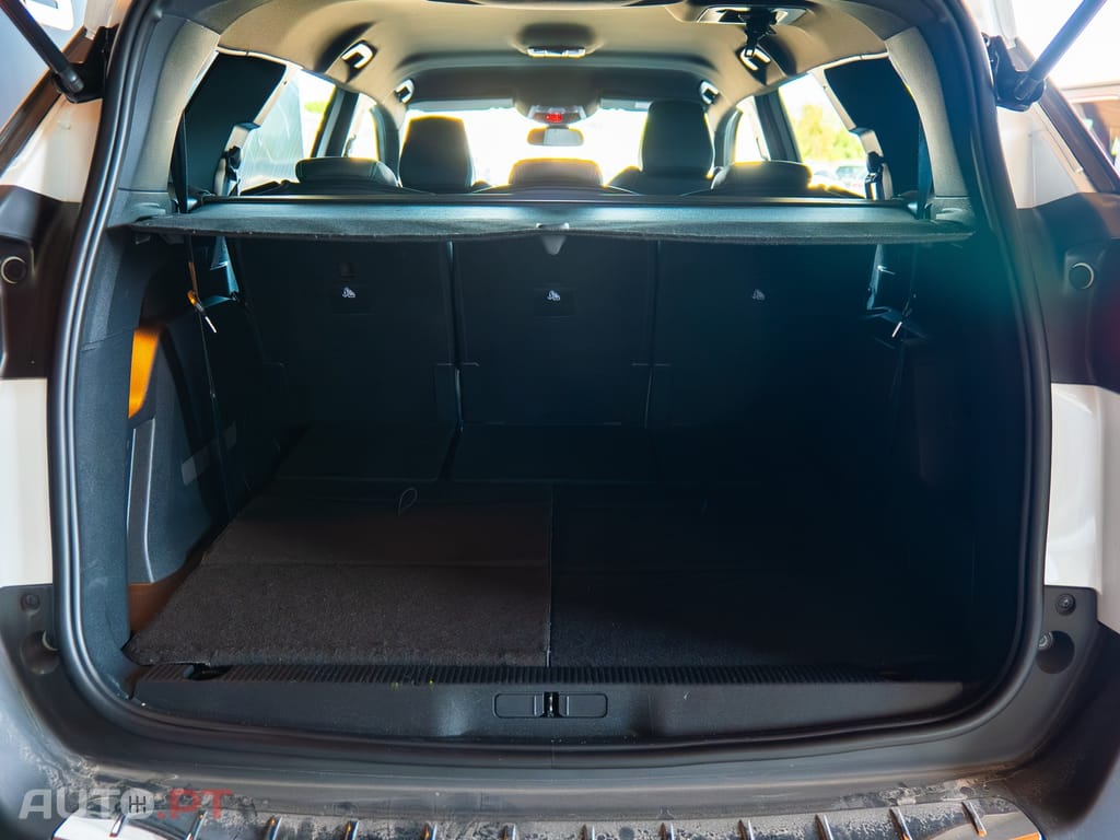 Peugeot 5008 1.2 PureTech Allure Pack EAT8