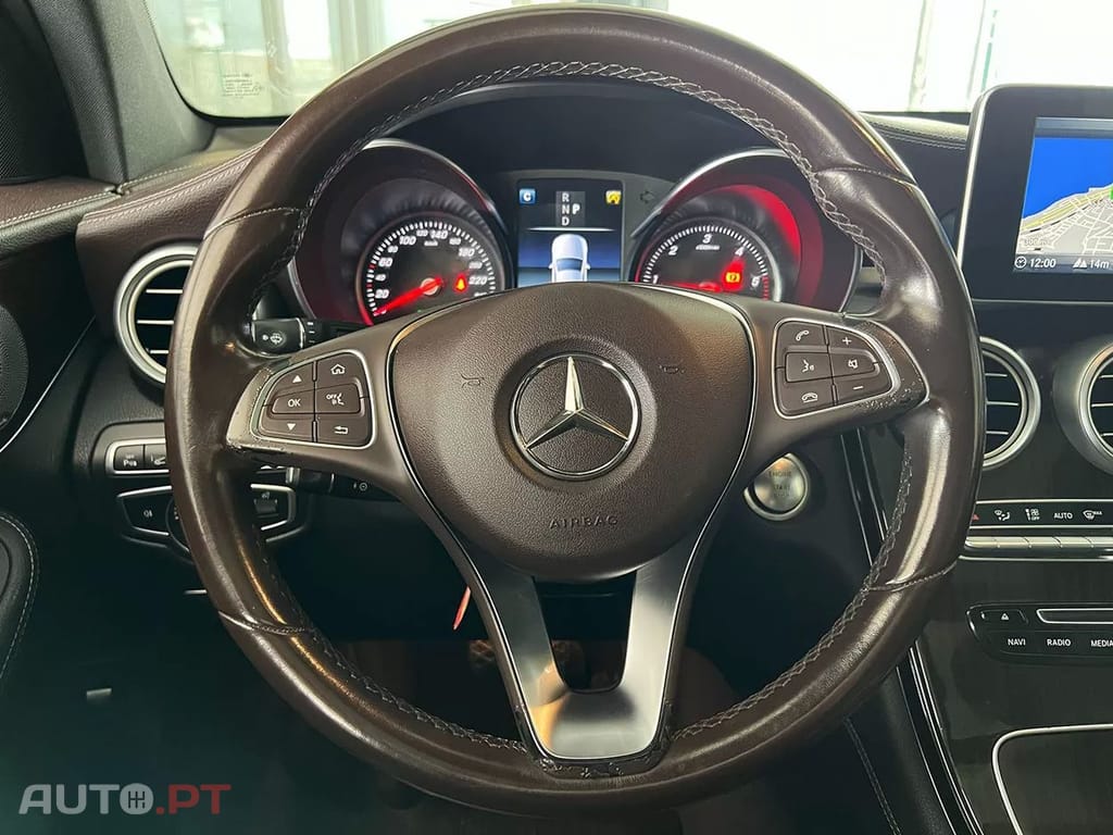 Mercedes-Benz GLC 220 D 4 MATIC