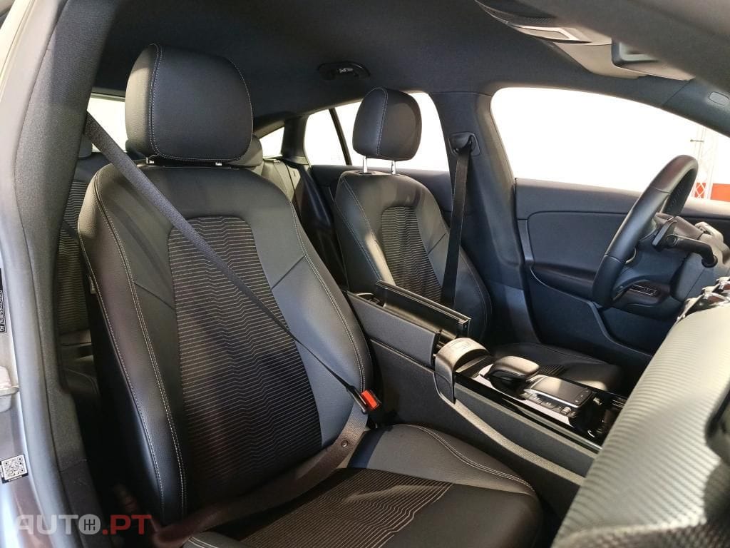 Mercedes-Benz CLA 250 e Shooting Brake Style Plus