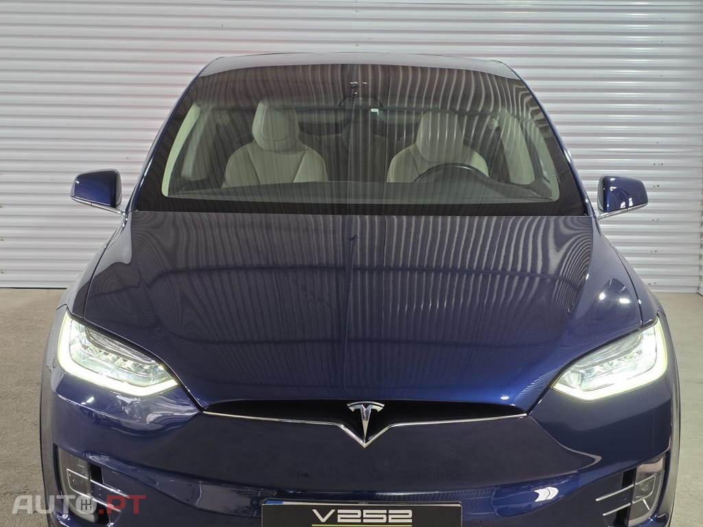 Tesla Model X 100D